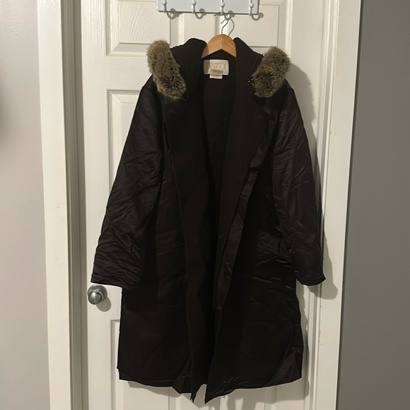 Linda Lundstrom Parka - Picture 1 of 3